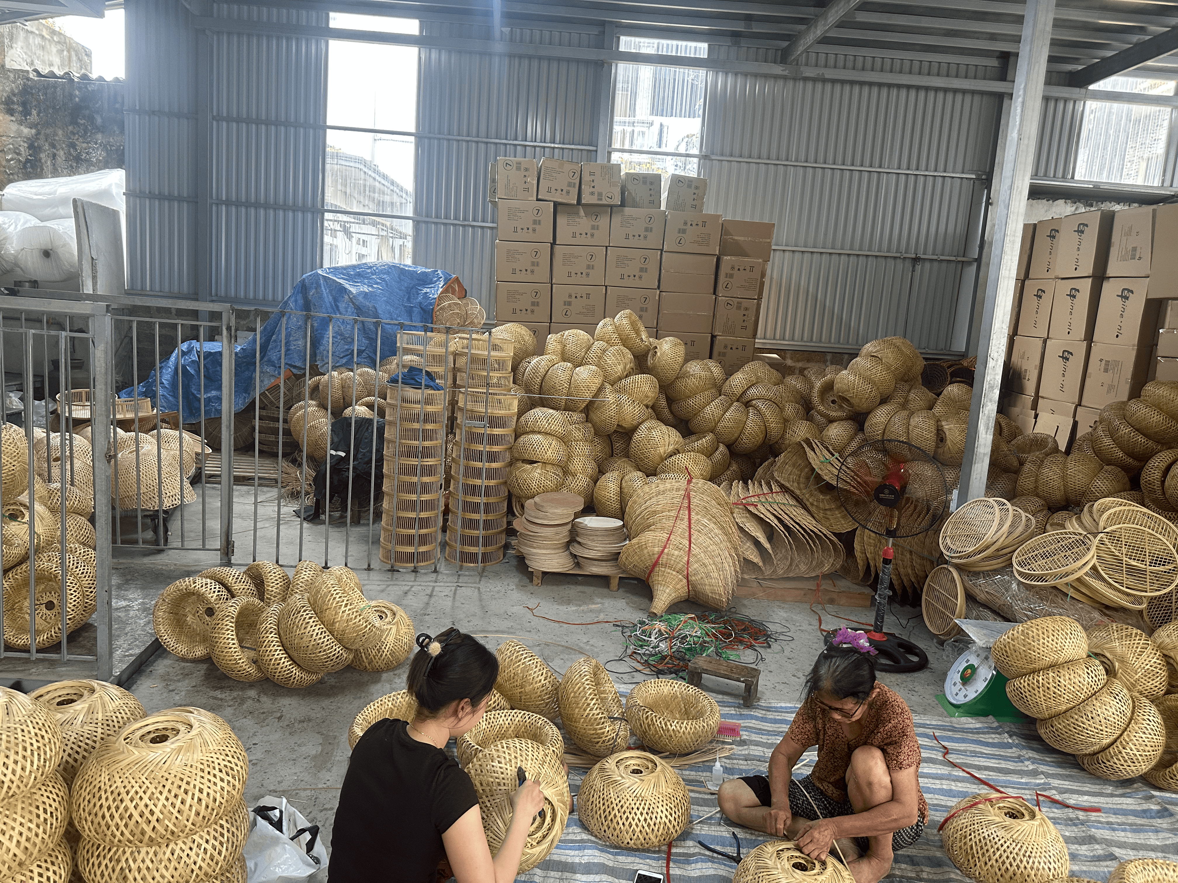 Tại Sao Giỏ Cói Lại Thống Trị Xu Hướng Trang Trí Nội Thất?
