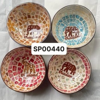 Bát dừa khảm trai voi cụp