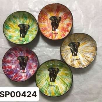 Bát dừa sơn mài voi tai nền màu sơn mới