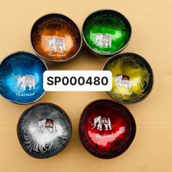 Bát dừa sơn mài voi trắng toé đen